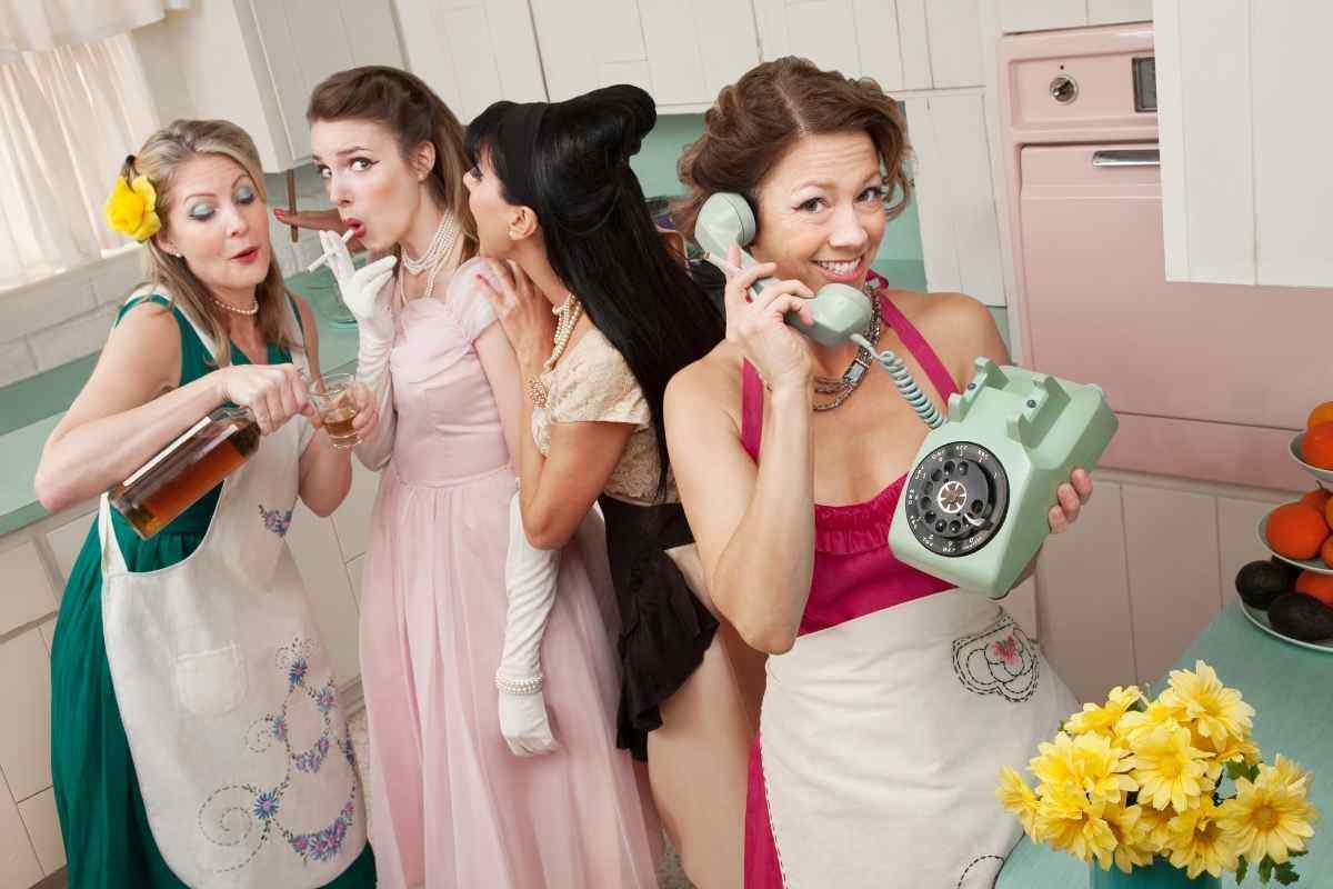 Trad Wives: la verità dietro l’immagine perfetta. La casalinga perfetta esiste davvero? Dietro le quinte delle Trad Wives: sacrificio o scelta? Il peso della perfezione: le sfide delle Trad Wives. 